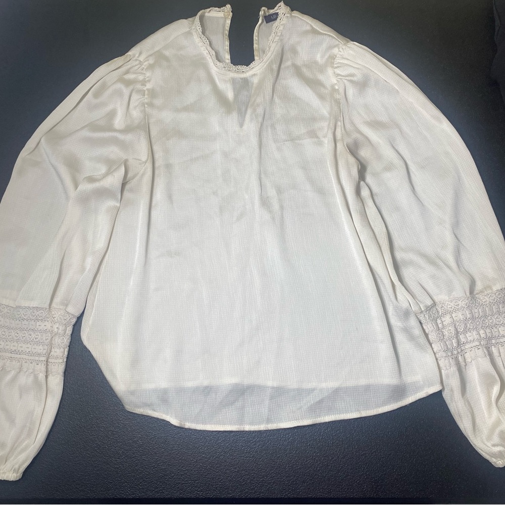 Women’s Stylish Full-Sleeve Top with Lace | Cream Colour | Size M